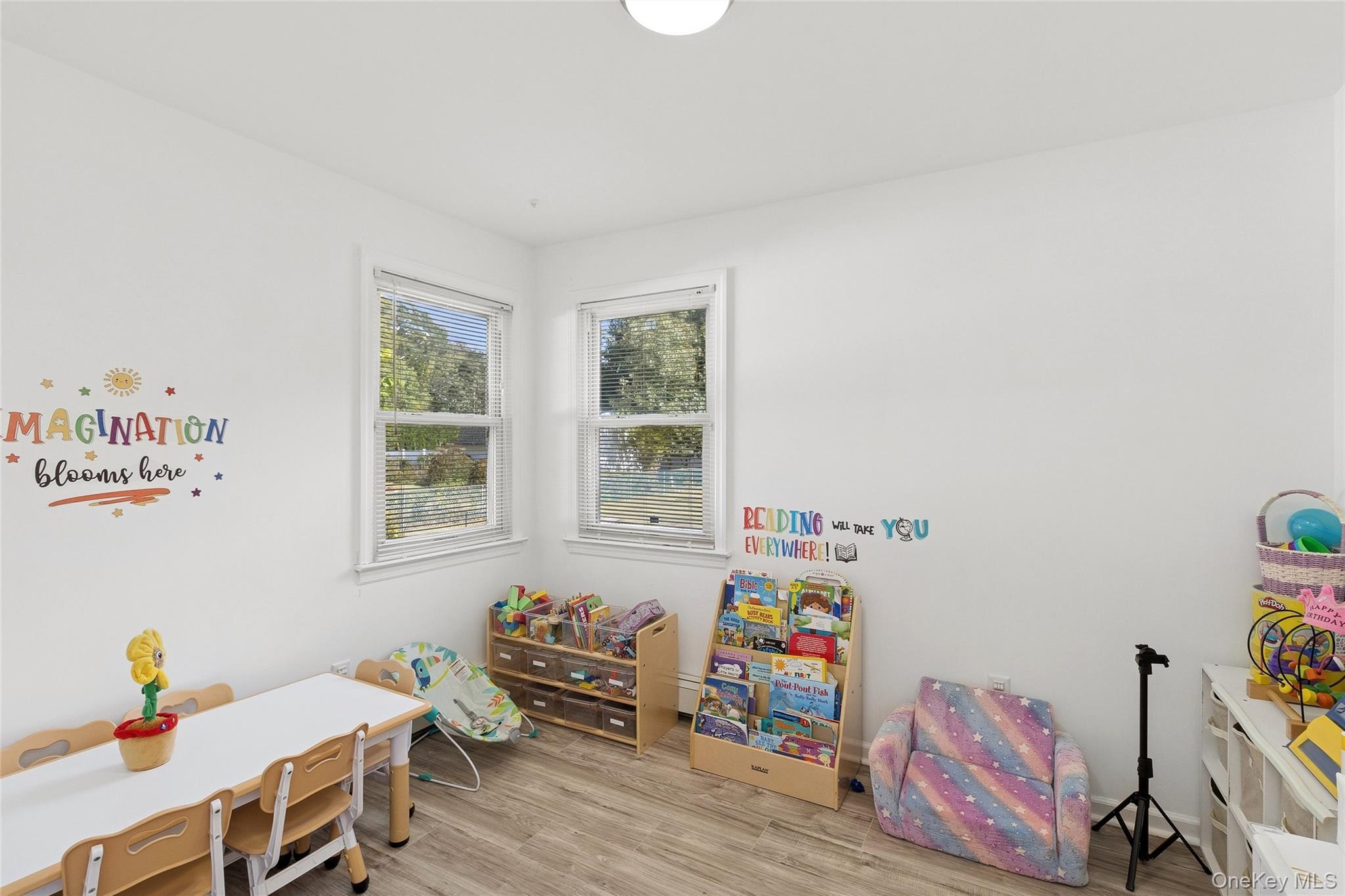 Single Family Pinetop Suffolk County, NY 11967, MLS-916464-19