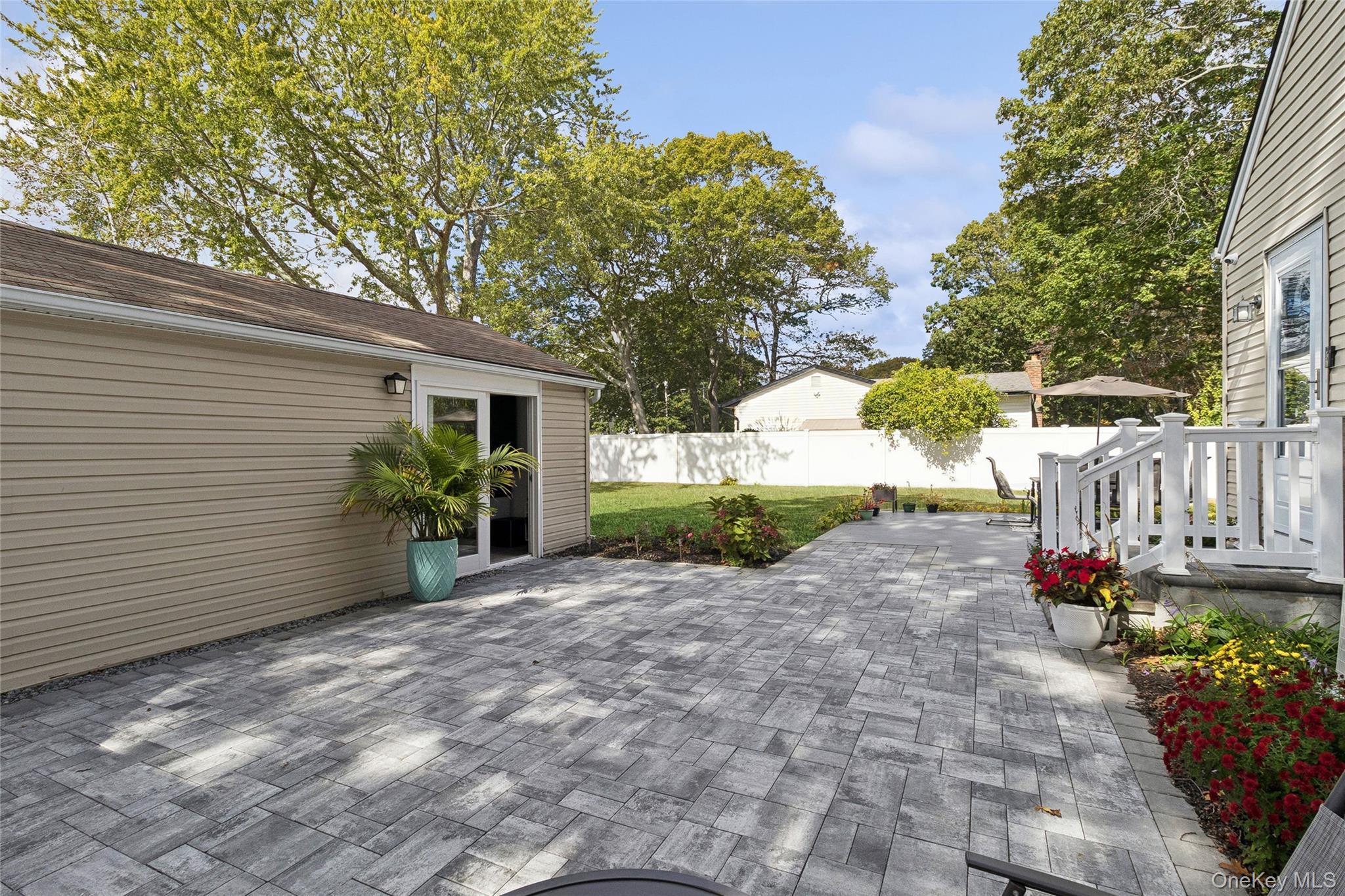 Single Family Pinetop Suffolk County, NY 11967, MLS-916464-26