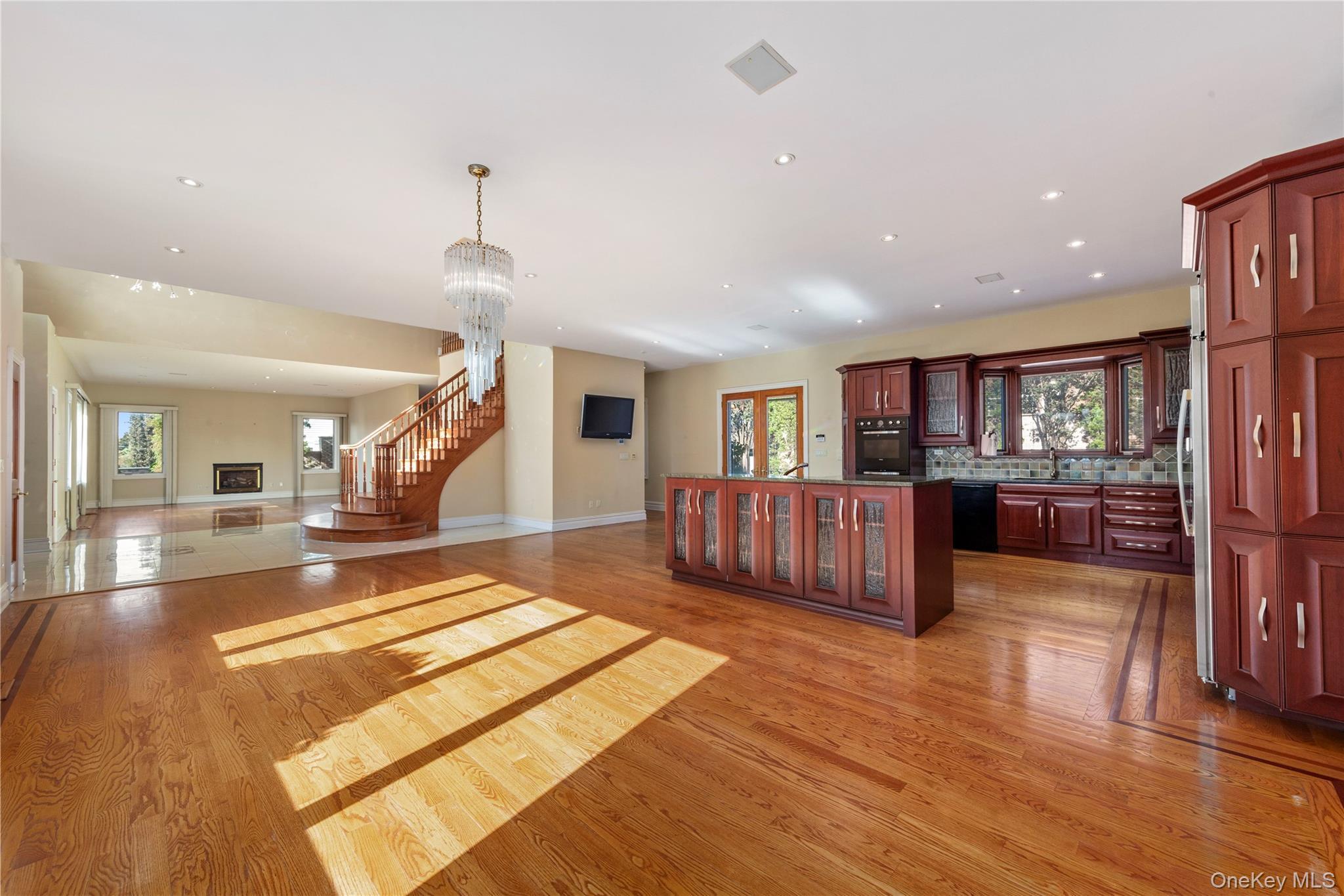 Single Family Malba Queens, NY 11357, MLS-916478-6