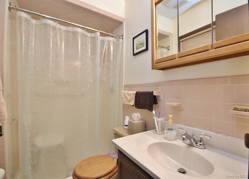 Single Family Drake  Sullivan County, NY 12775, MLS-916487-34