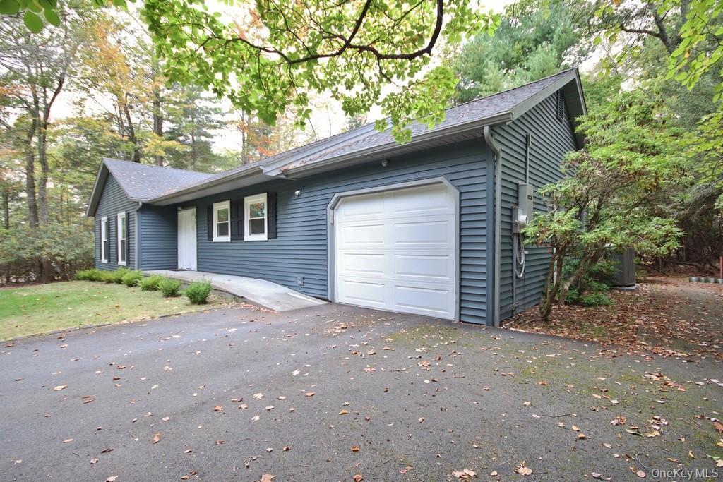 Single Family Drake  Sullivan County, NY 12775, MLS-916487-6