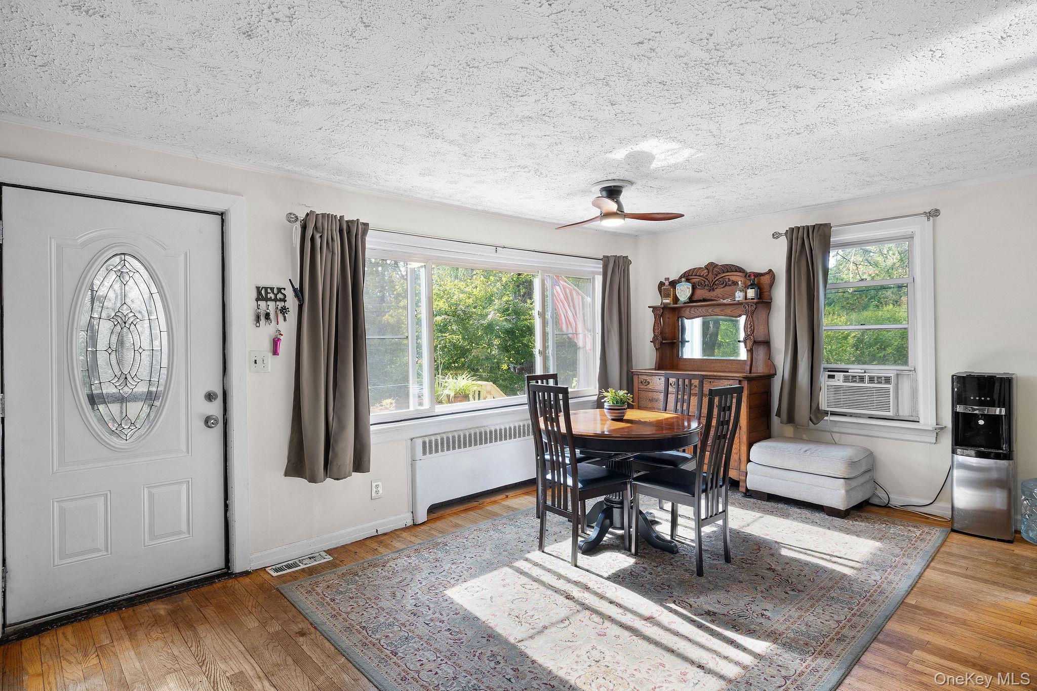 Single Family Tuxedo  Putnam County, NY 10512, MLS-916489-10