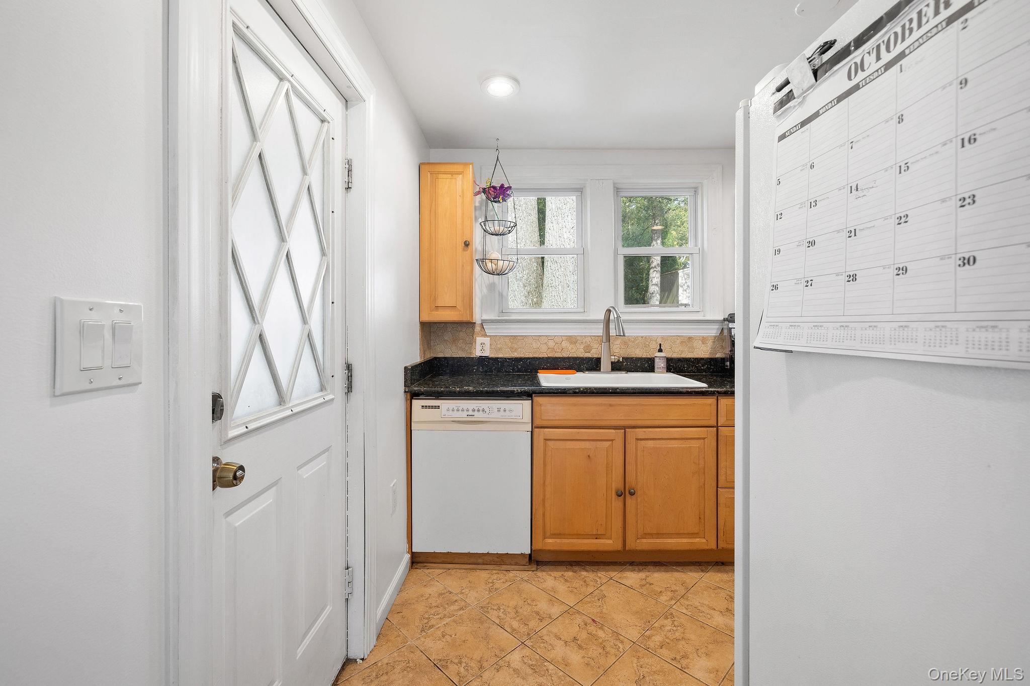 Single Family Tuxedo  Putnam County, NY 10512, MLS-916489-16