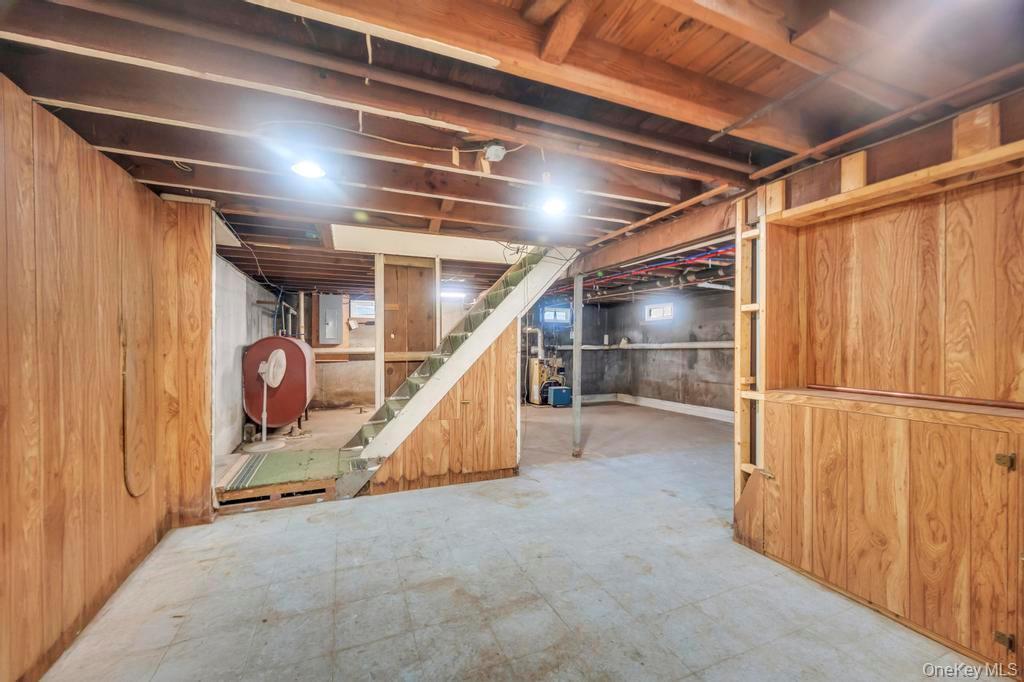 Single Family Udall  Suffolk County, NY 11795, MLS-916519-37