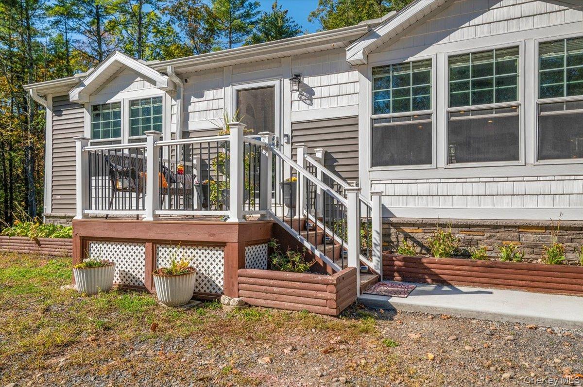 Single Family Silver Spur Greene County, NY 12413, MLS-916563-30