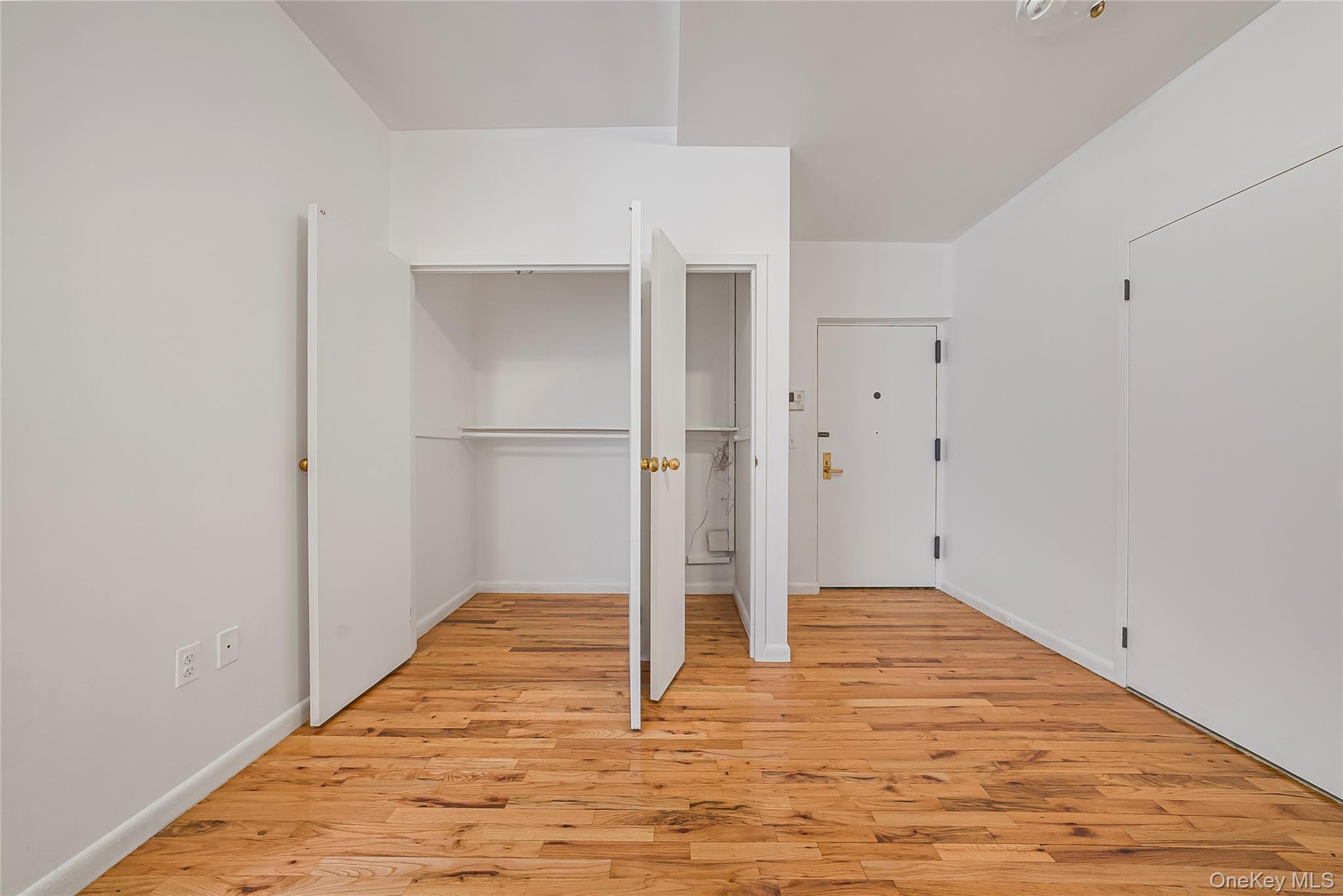 Coop E 131st  Manhattan, NY 10037, MLS-916577-11