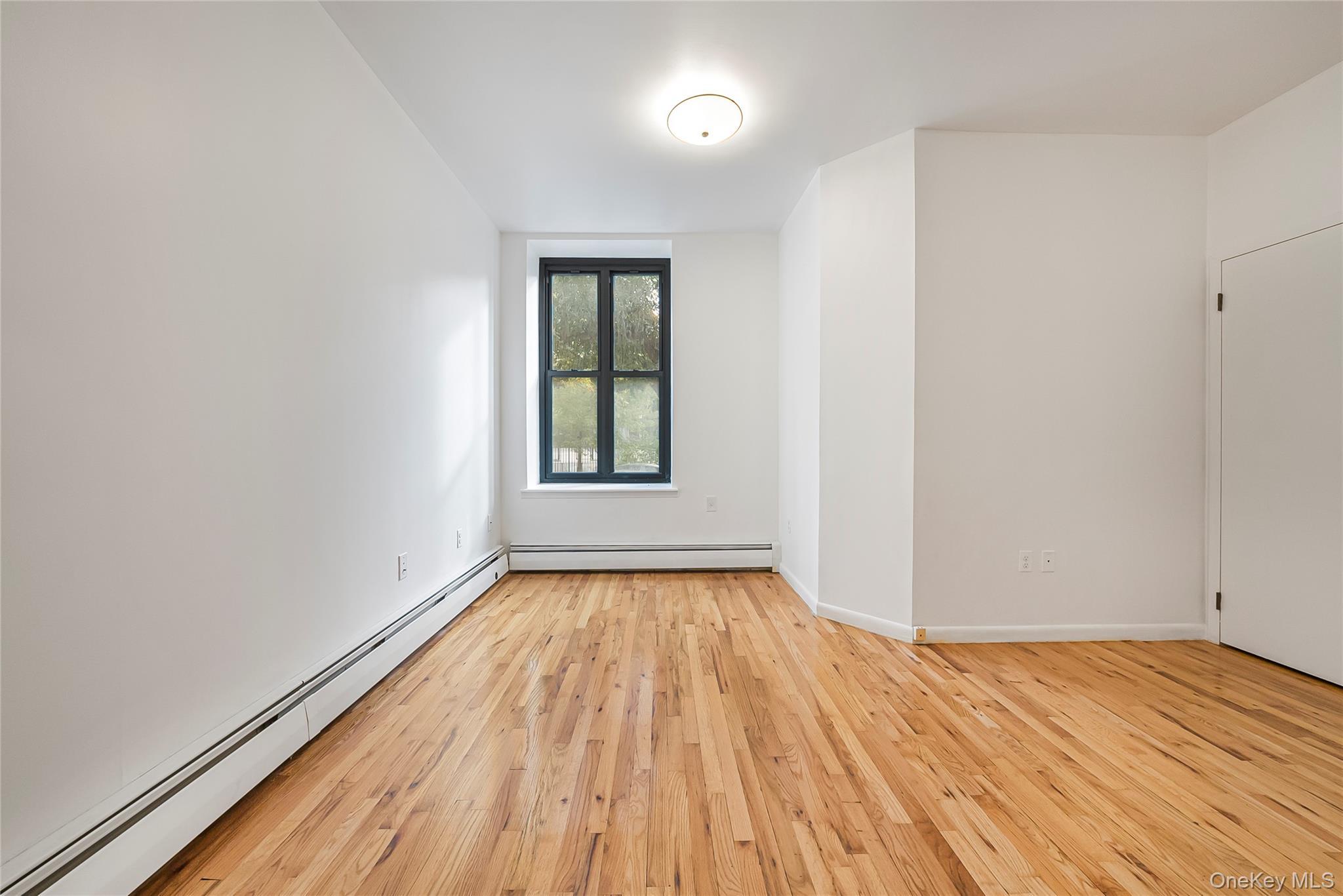 Coop E 131st  Manhattan, NY 10037, MLS-916577-8