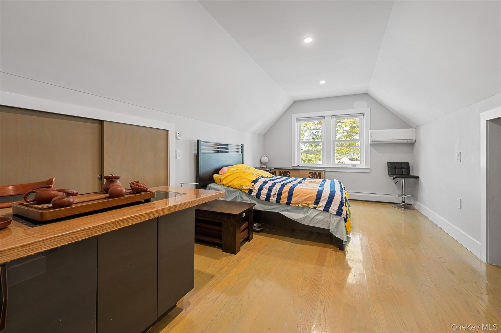 Single Family 186th St. Queens, NY 11365, MLS-916600-11