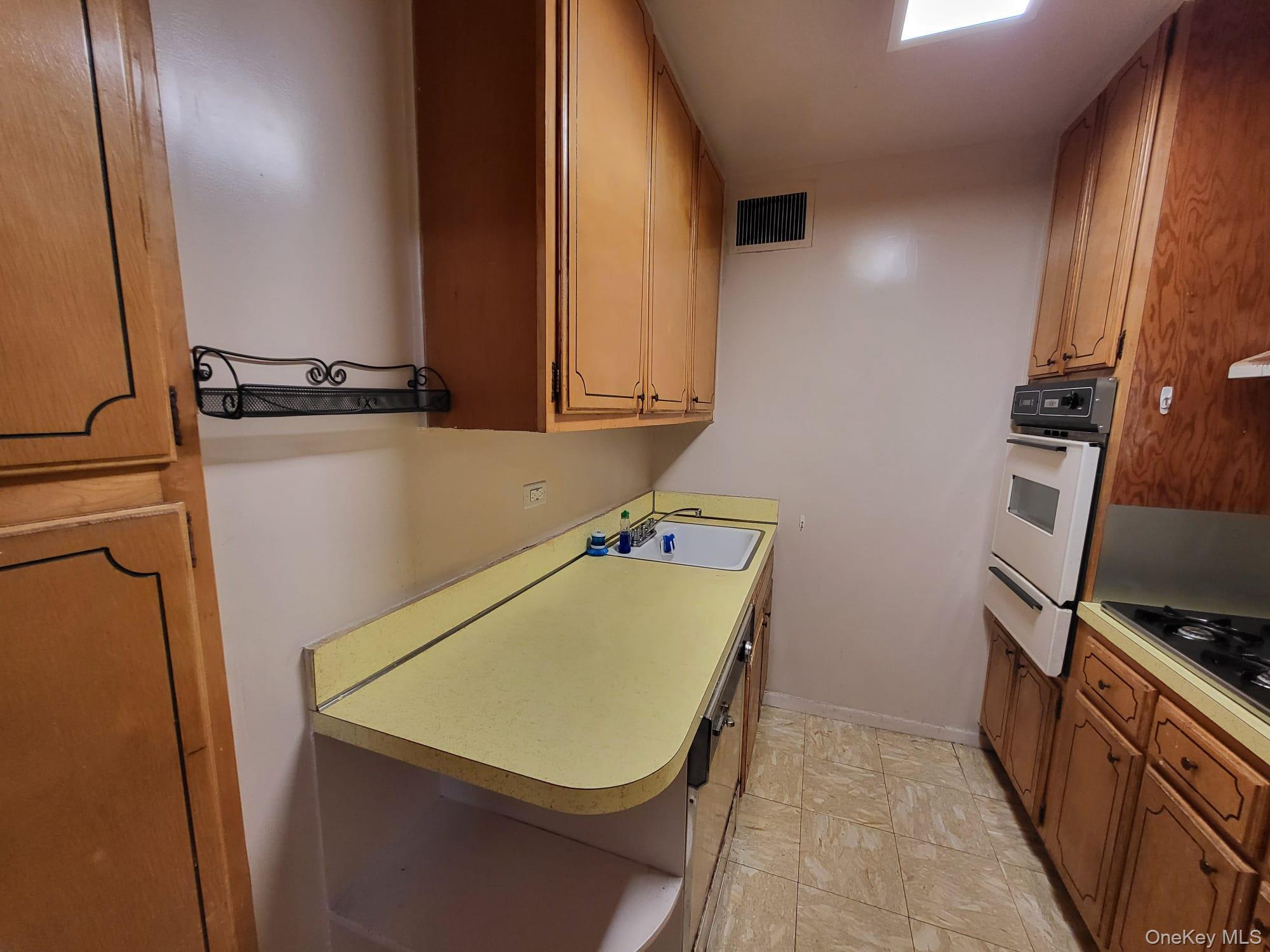 Coop 66th  Queens, NY 11375, MLS-916648-11