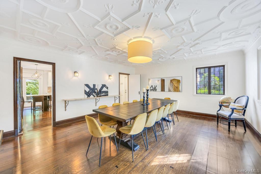 Single Family Clover Nassau County, NY 11021, MLS-916658-11