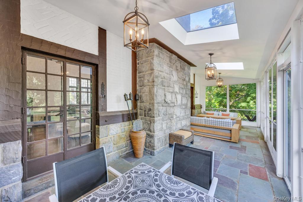 Single Family Clover Nassau County, NY 11021, MLS-916658-17