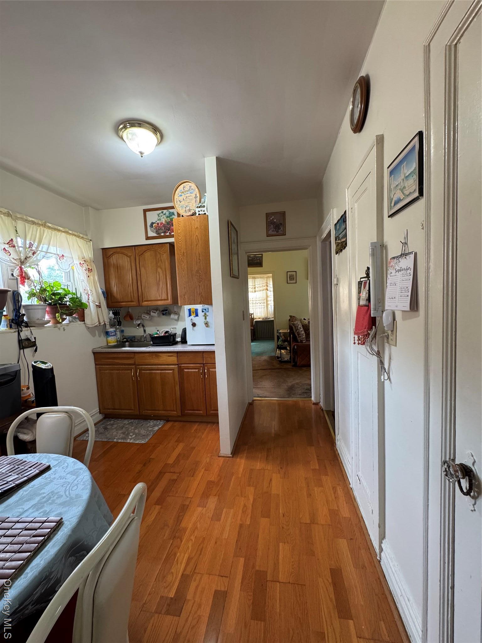 Single Family Strang  Bronx, NY 10466, MLS-916665-30