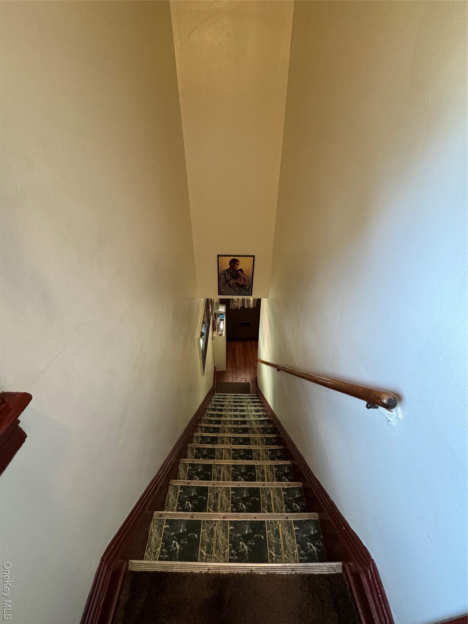 Single Family Strang  Bronx, NY 10466, MLS-916665-33