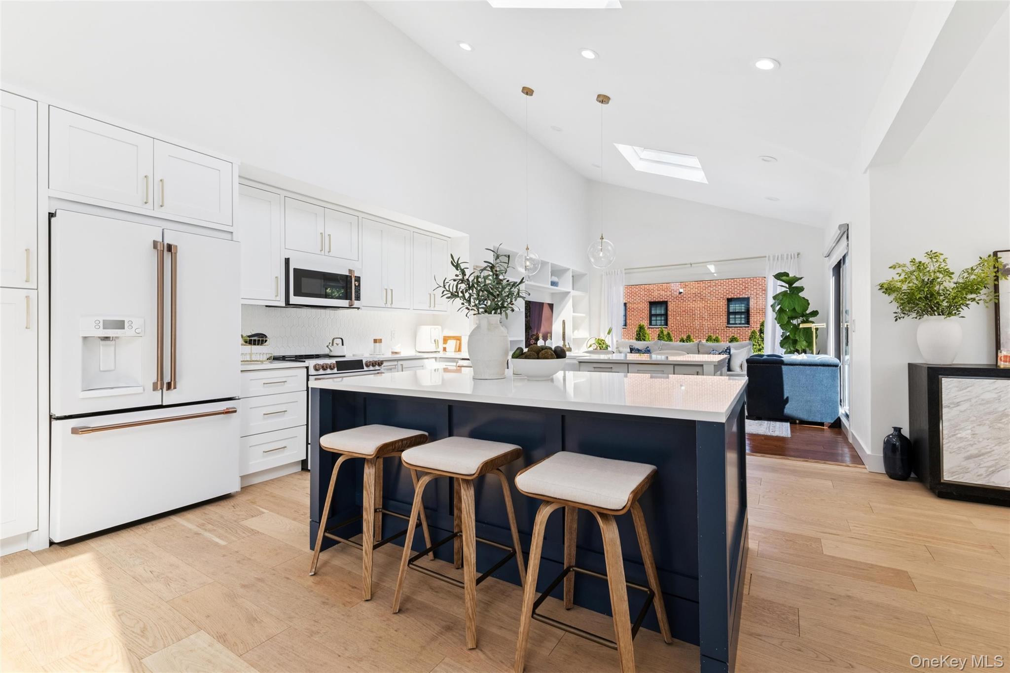 Single Family 85th Queens, NY 11414, MLS-916686-14