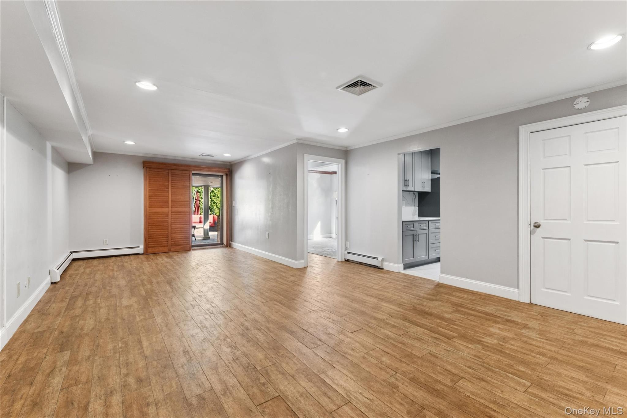 Single Family 85th Queens, NY 11414, MLS-916686-29