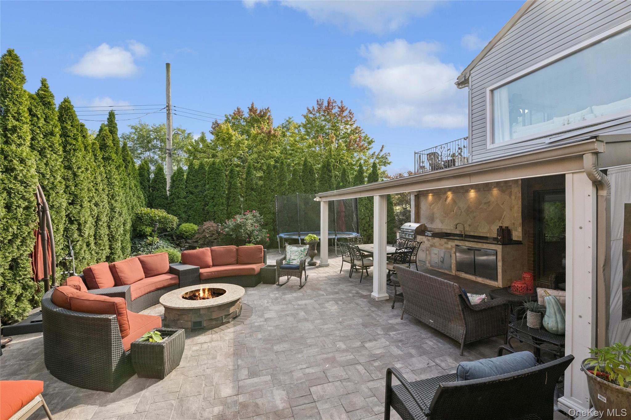 Single Family 85th  Queens, NY 11414, MLS-916686-40