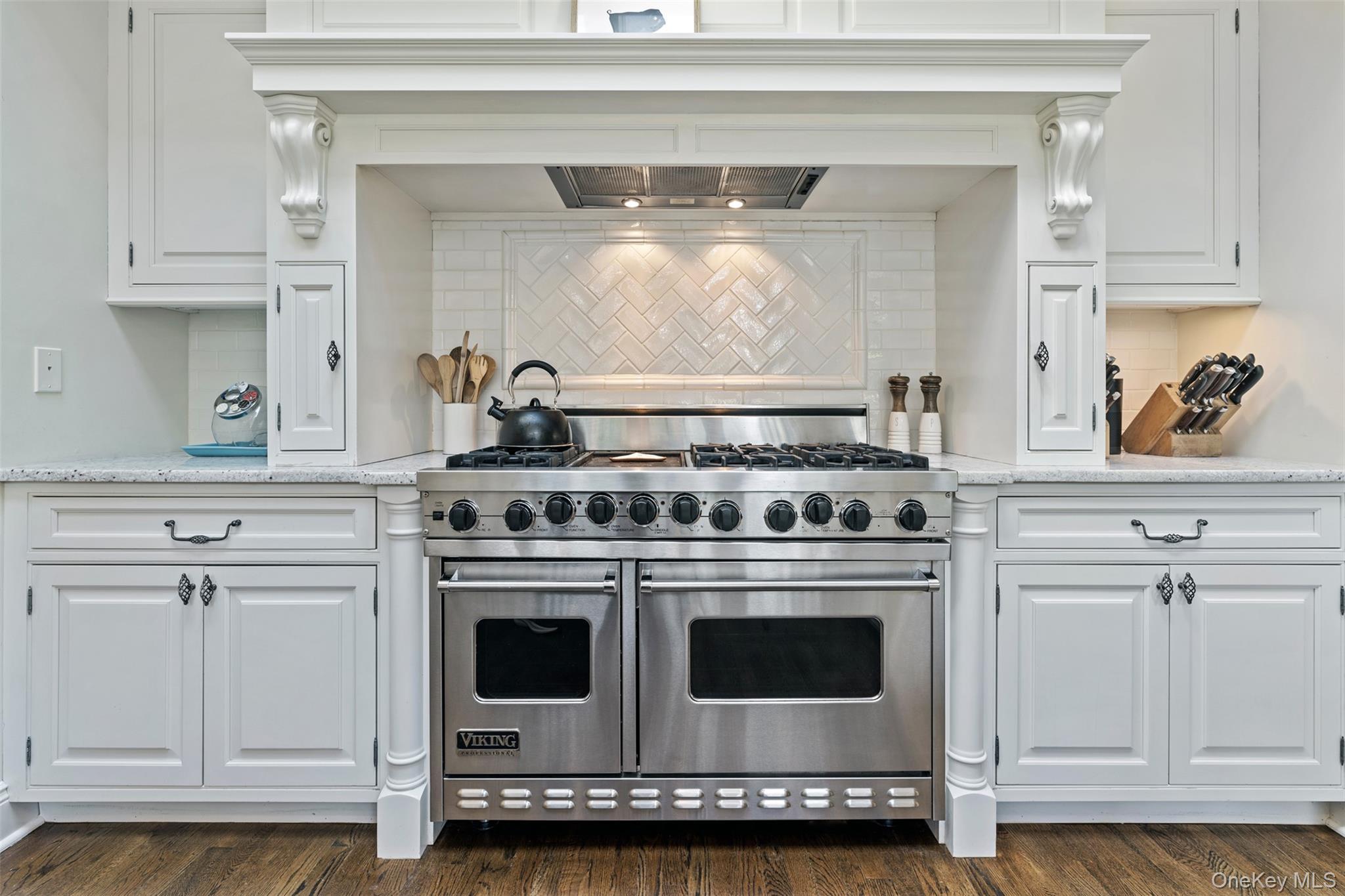 Single Family Bishop Park Westchester County, NY 10576, MLS-916708-15