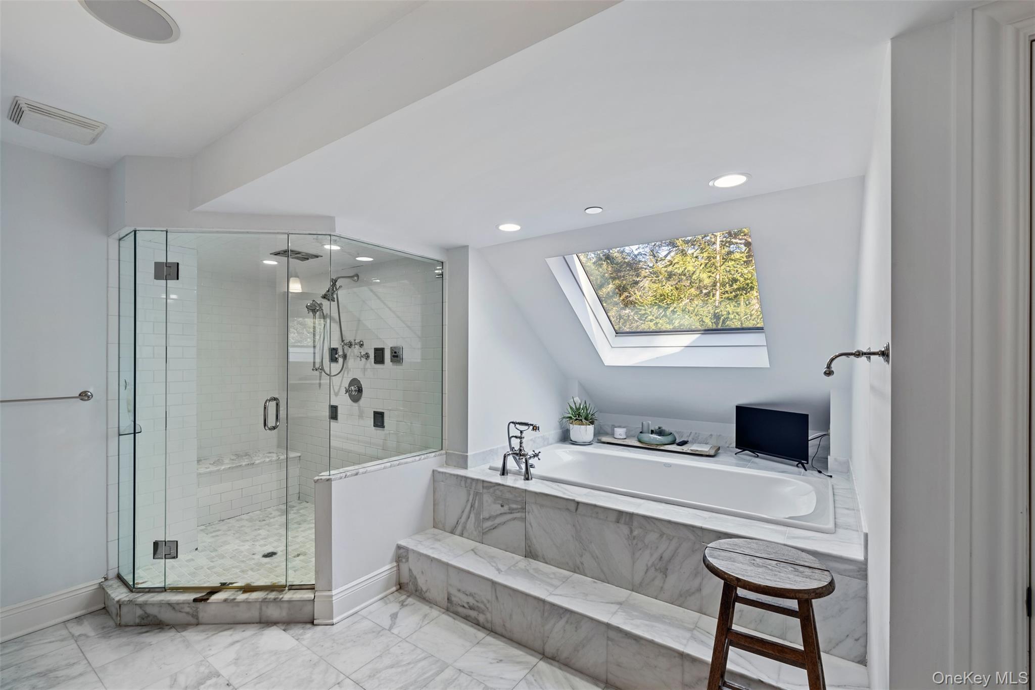 Single Family Bishop Park Westchester County, NY 10576, MLS-916708-23