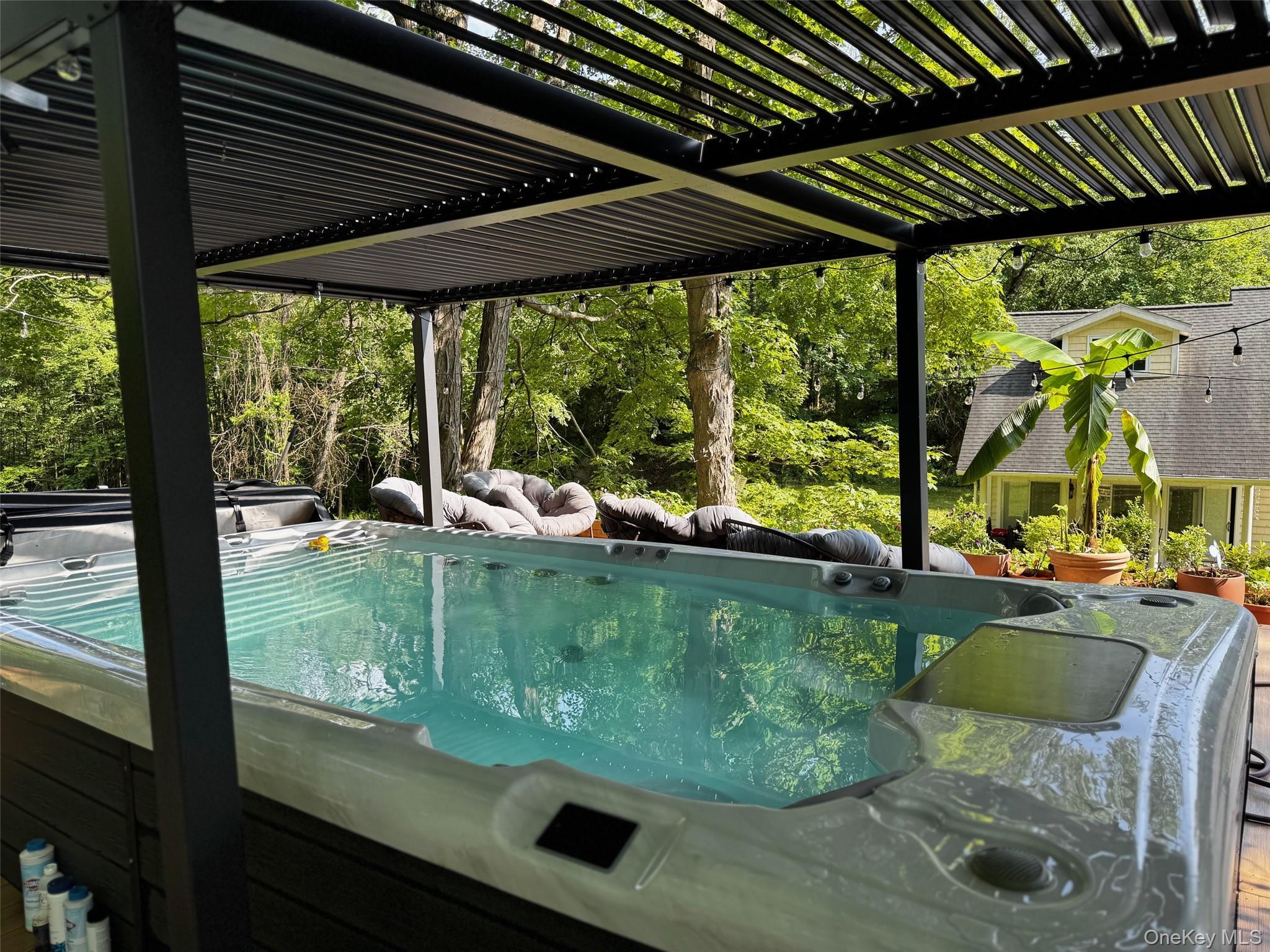 Single Family Peach Lake  Westchester County, NY 10560, MLS-916735-43