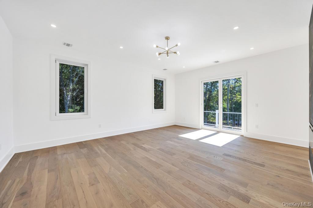 Single Family Carman Suffolk County, NY 11746, MLS-916740-29