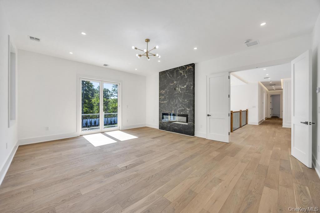 Single Family Carman Suffolk County, NY 11746, MLS-916740-30