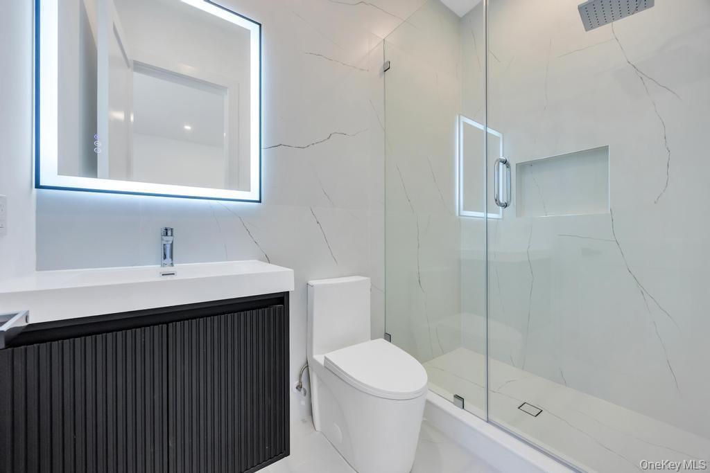 Single Family Carman Suffolk County, NY 11746, MLS-916740-38