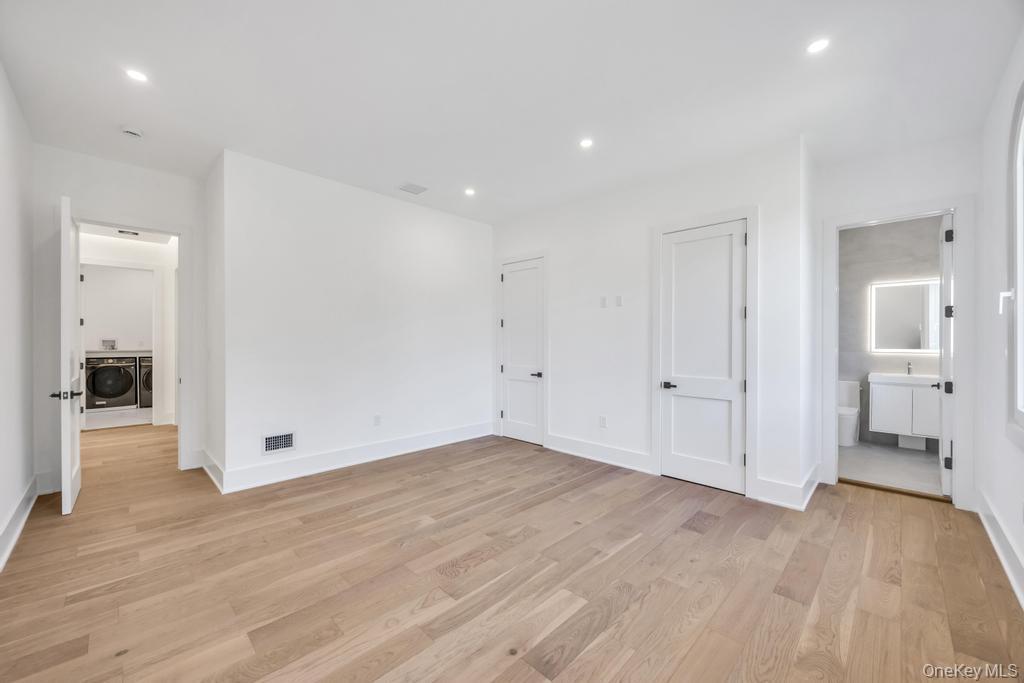 Single Family Carman Suffolk County, NY 11746, MLS-916740-41