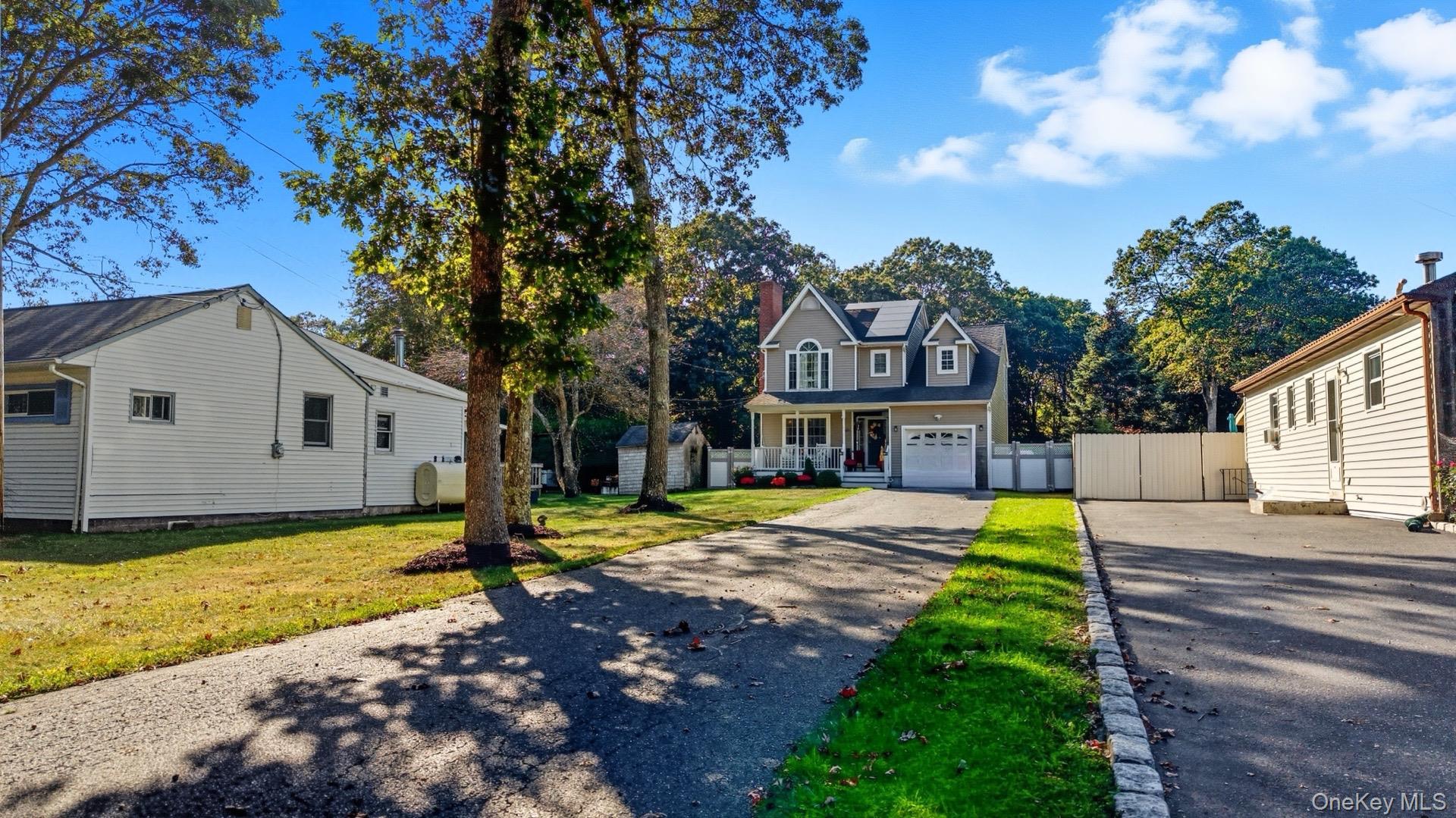 Single Family Biltmore  Suffolk County, NY 11951, MLS-916745-26