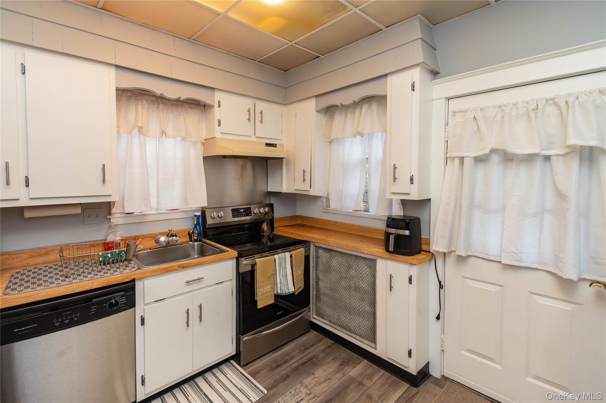 Single Family Washington Ulster County, NY 12401, MLS-916775-19