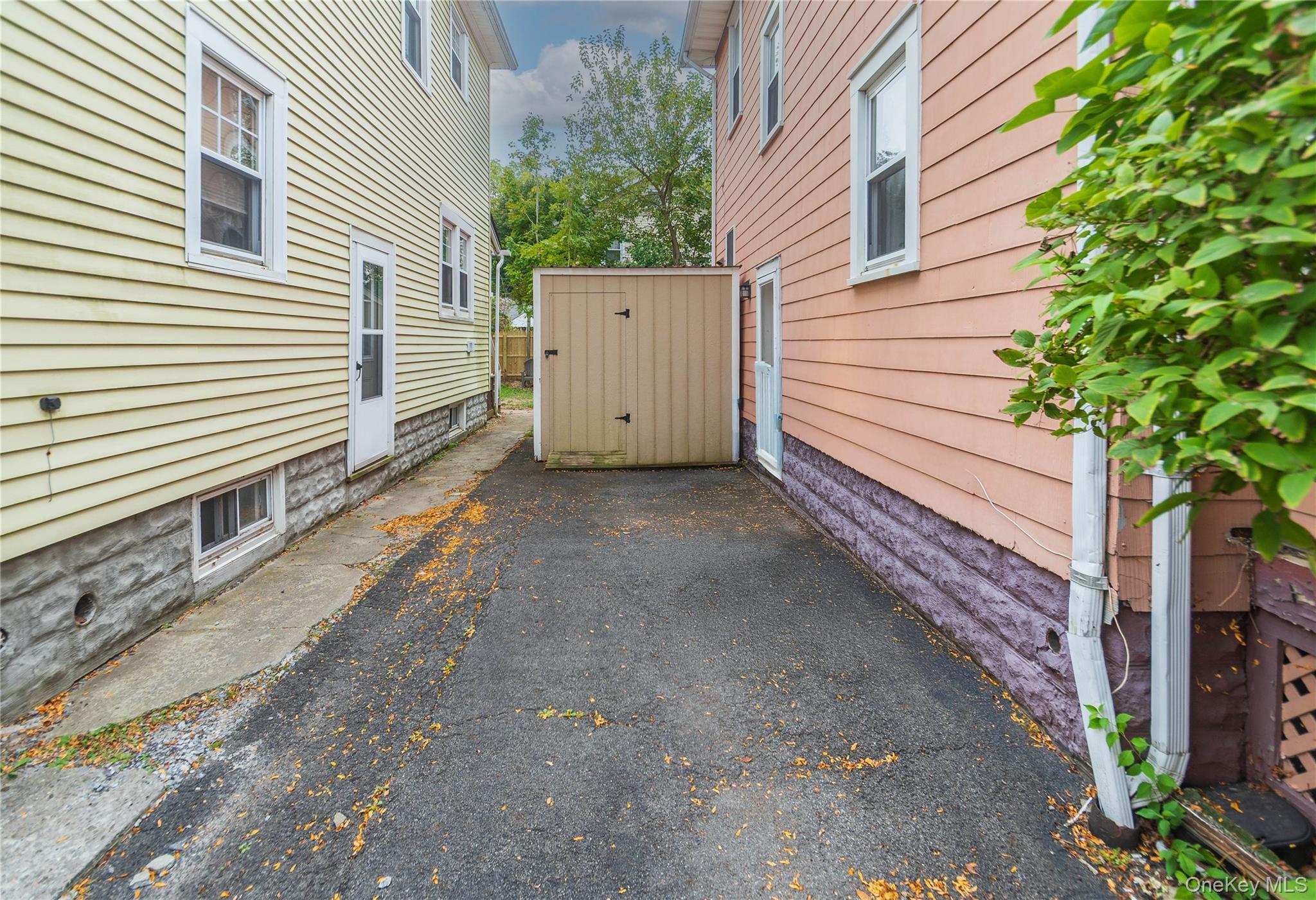 Single Family Washington Ulster County, NY 12401, MLS-916775-6