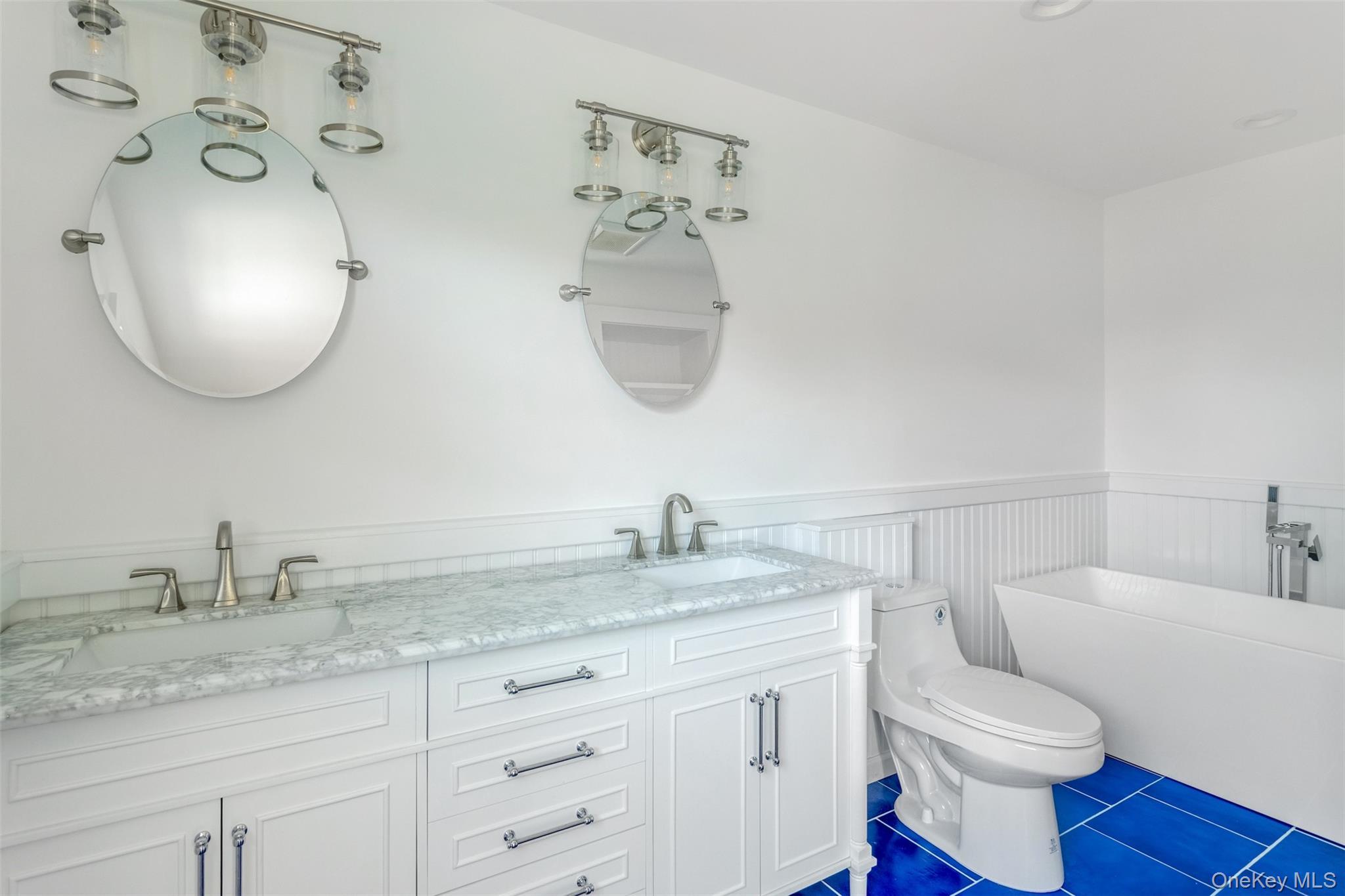 Single Family Overlook Suffolk County, NY 11931, MLS-916786-12