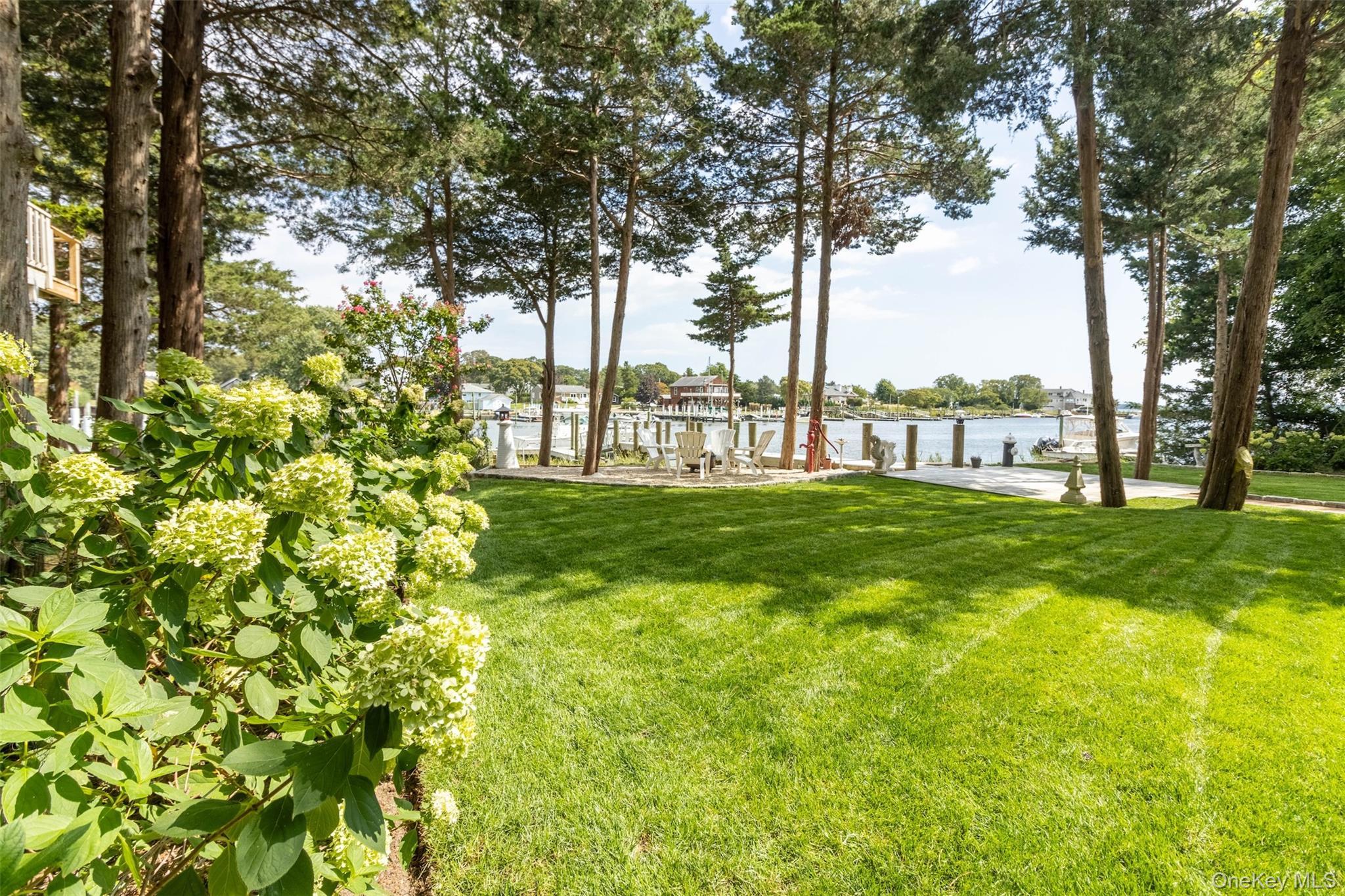 Single Family Overlook Suffolk County, NY 11931, MLS-916786-26