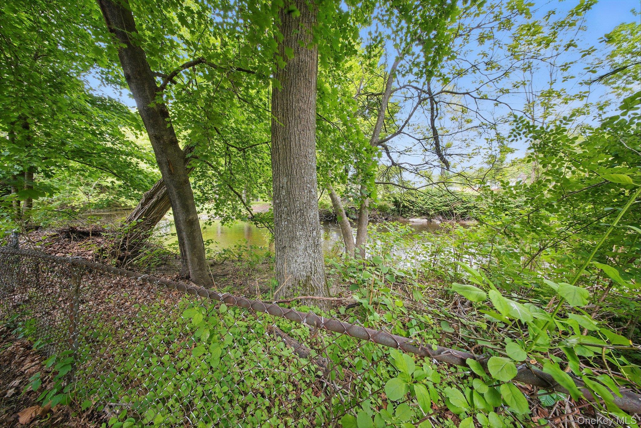 Single Family Roslyn Ulster County, NY 12428, MLS-916815-28