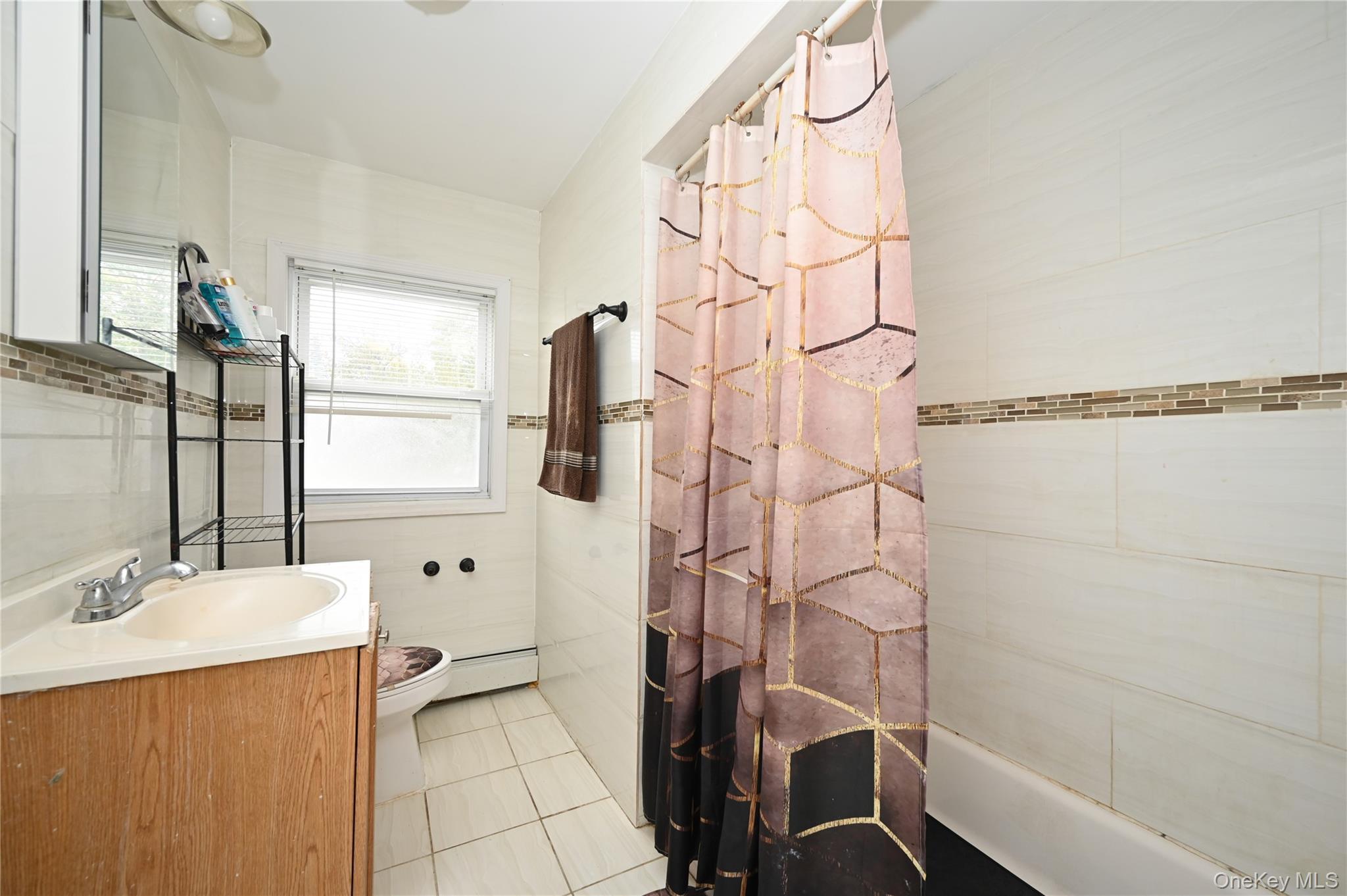 Single Family Pinebrook Nassau County, NY 11552, MLS-916820-14