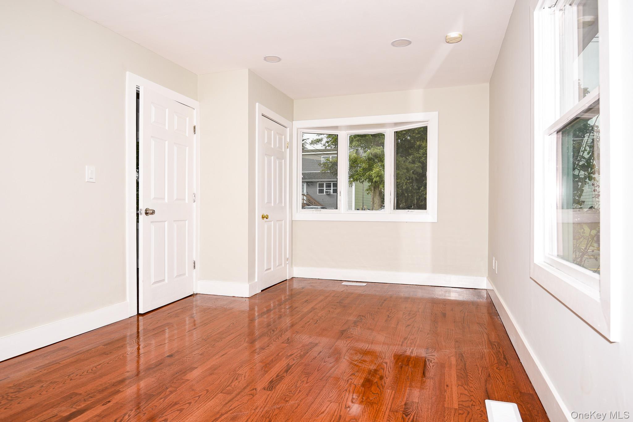 Single Family Pulaski  Suffolk County, NY 11746, MLS-916837-14