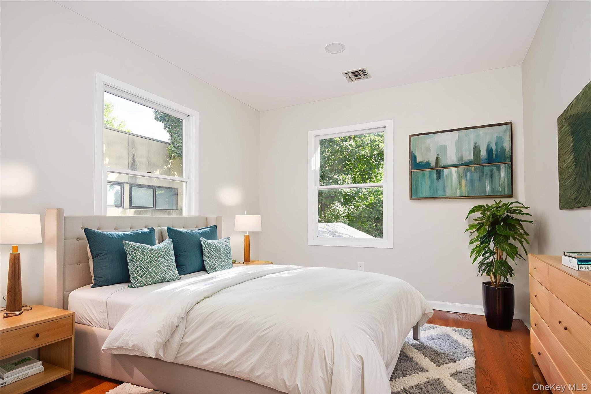 Single Family Pulaski  Suffolk County, NY 11746, MLS-916837-30