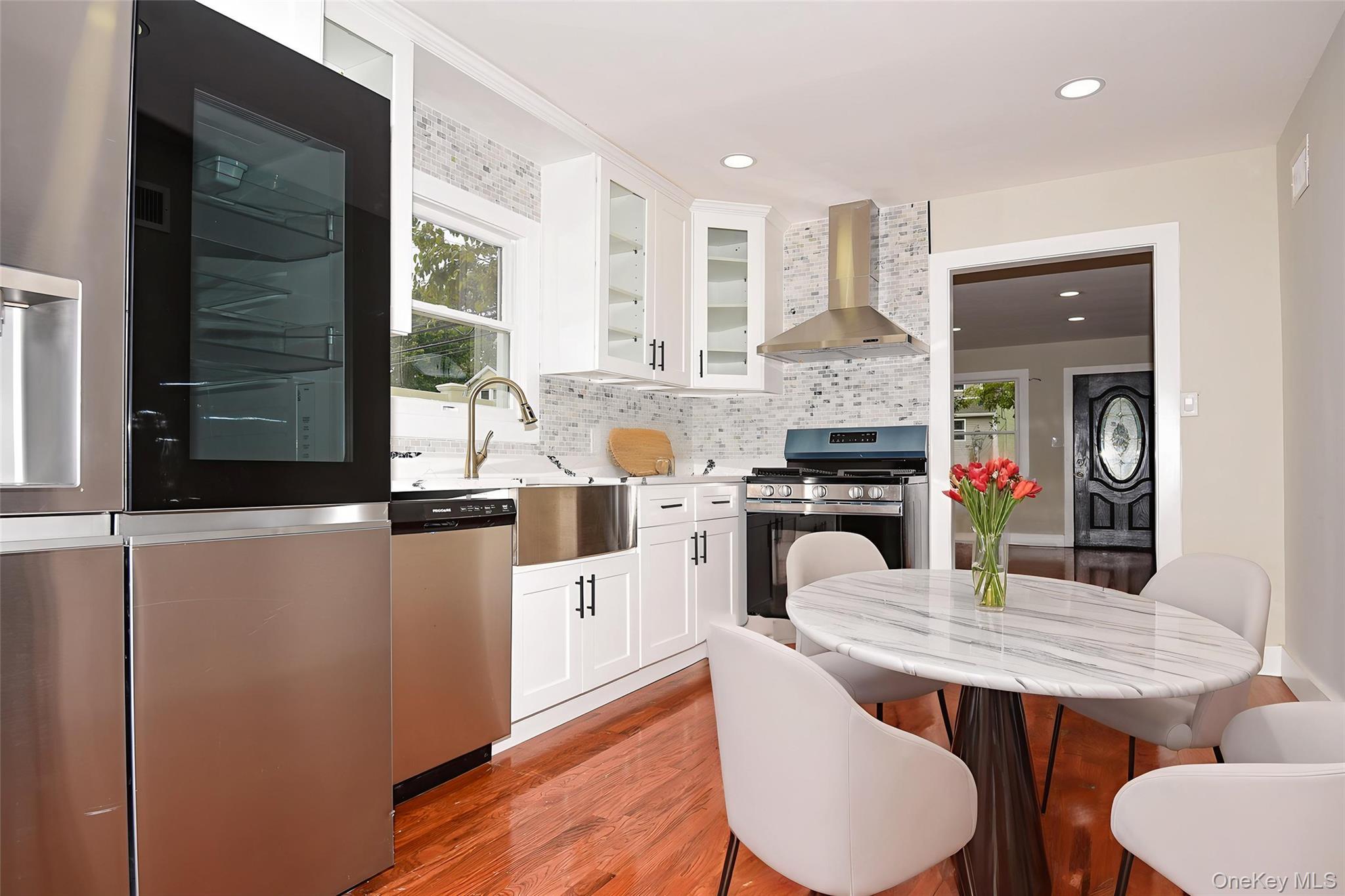 Single Family Pulaski  Suffolk County, NY 11746, MLS-916837-7