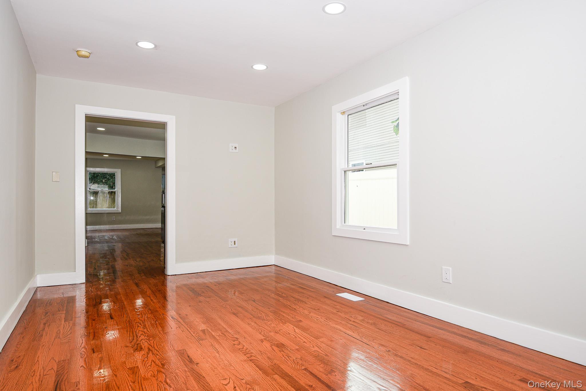 Single Family Pulaski  Suffolk County, NY 11746, MLS-916837-9