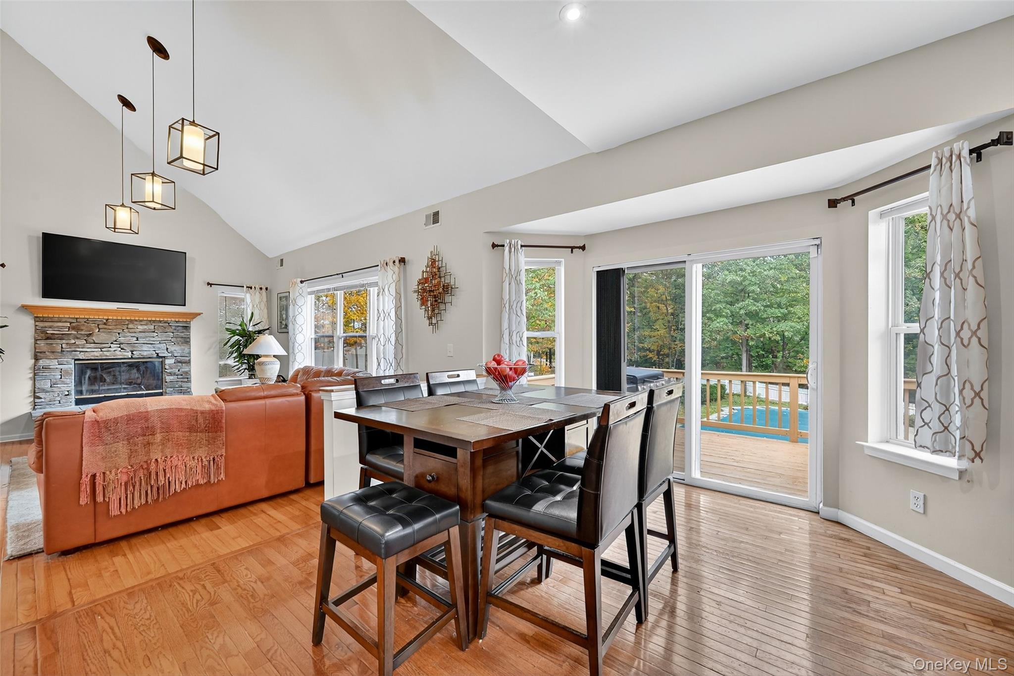 Single Family Pacer Orange County, NY 10924, MLS-916838-15