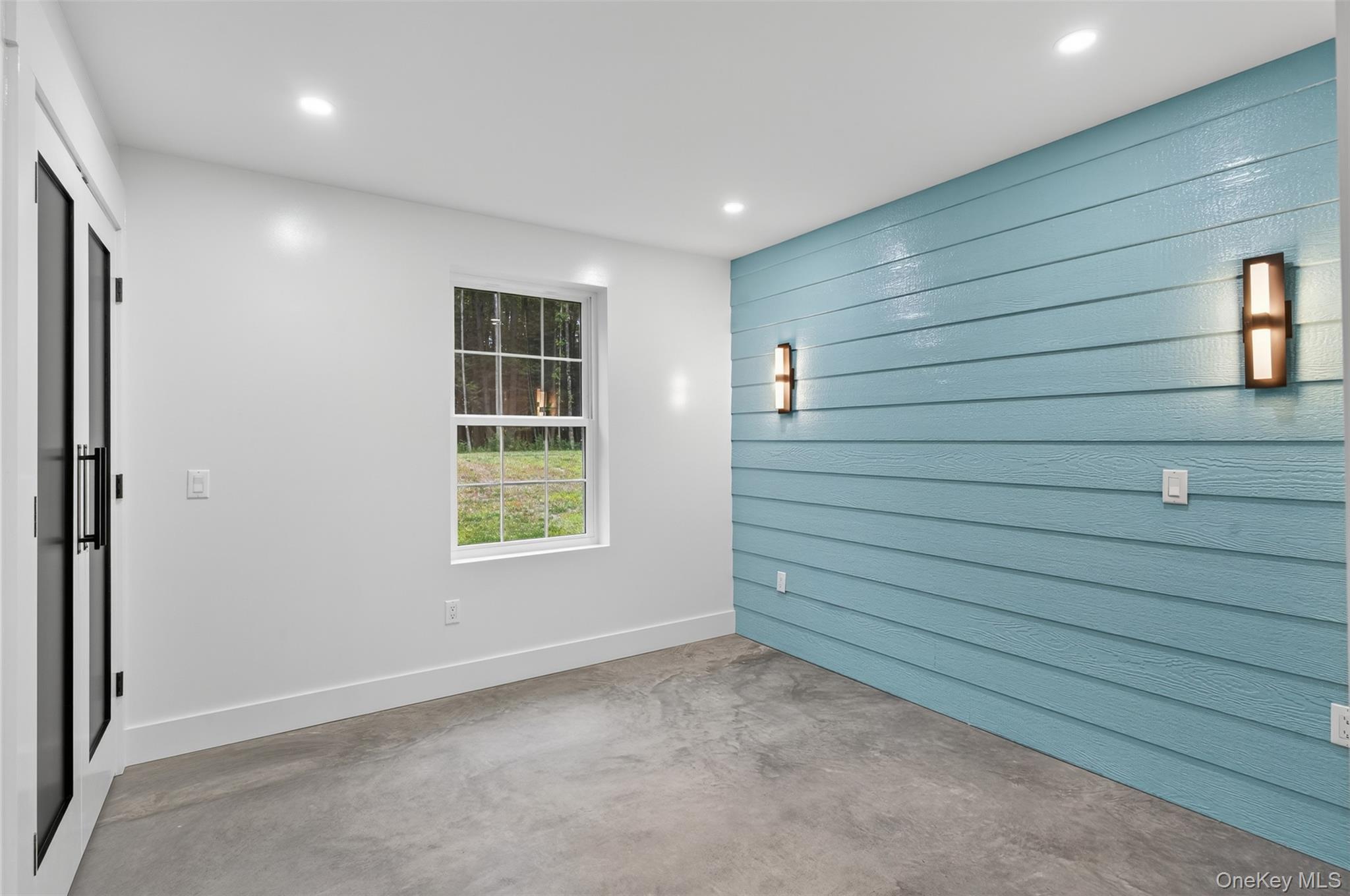 Single Family Teradon  Ulster County, NY 12404, MLS-916839-21