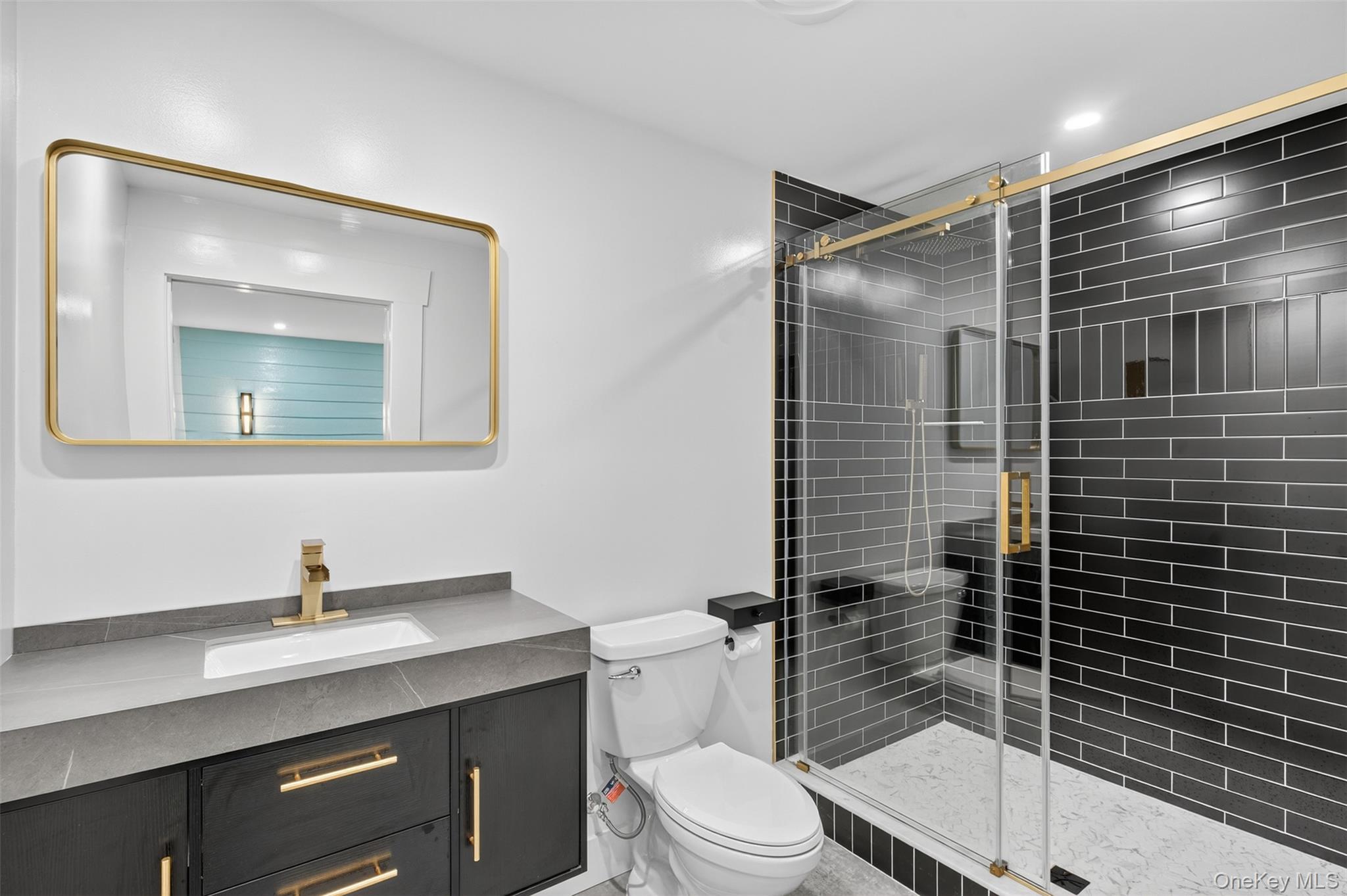 Single Family Teradon  Ulster County, NY 12404, MLS-916839-23