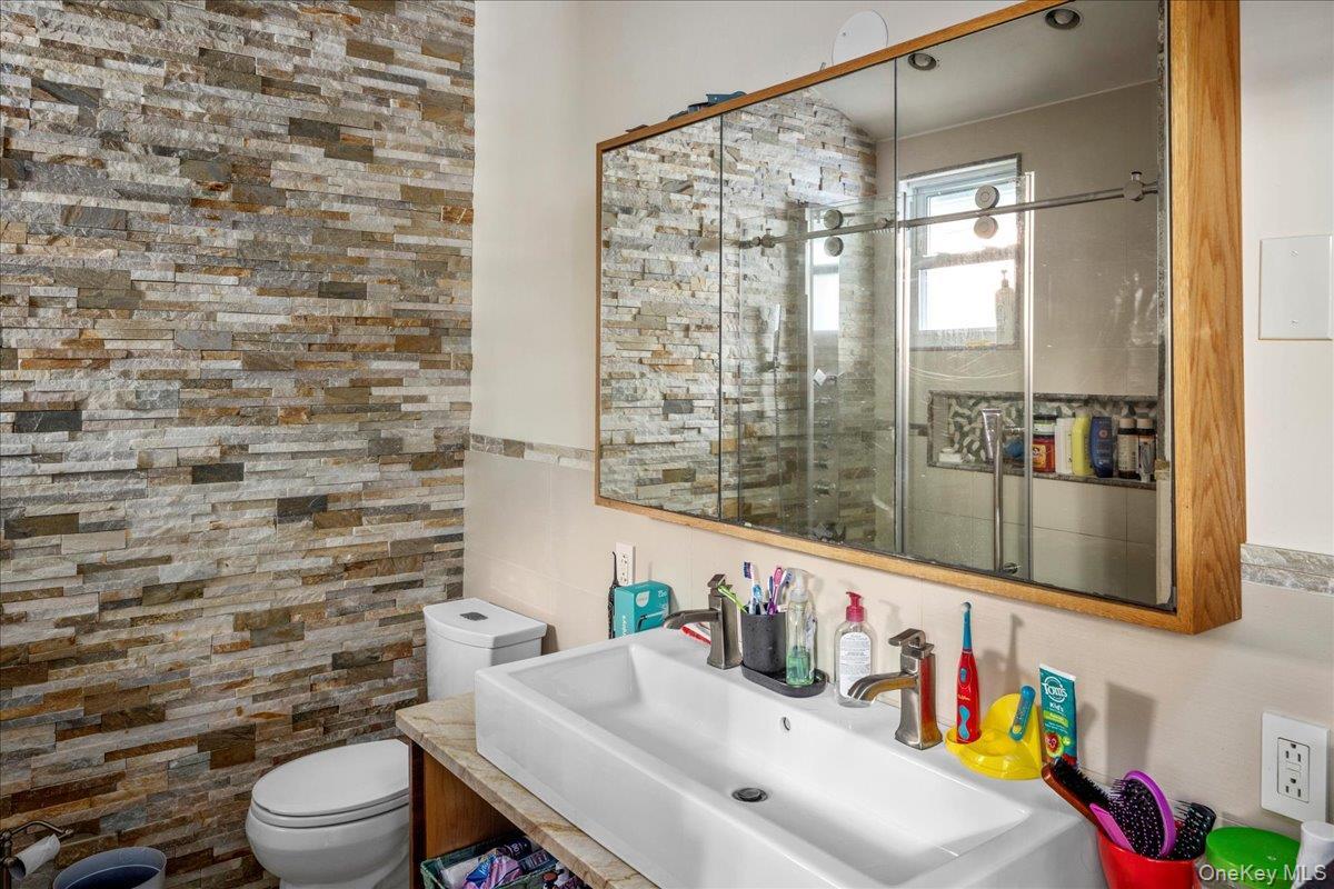 Single Family Foothill  Queens, NY 11423, MLS-916854-13