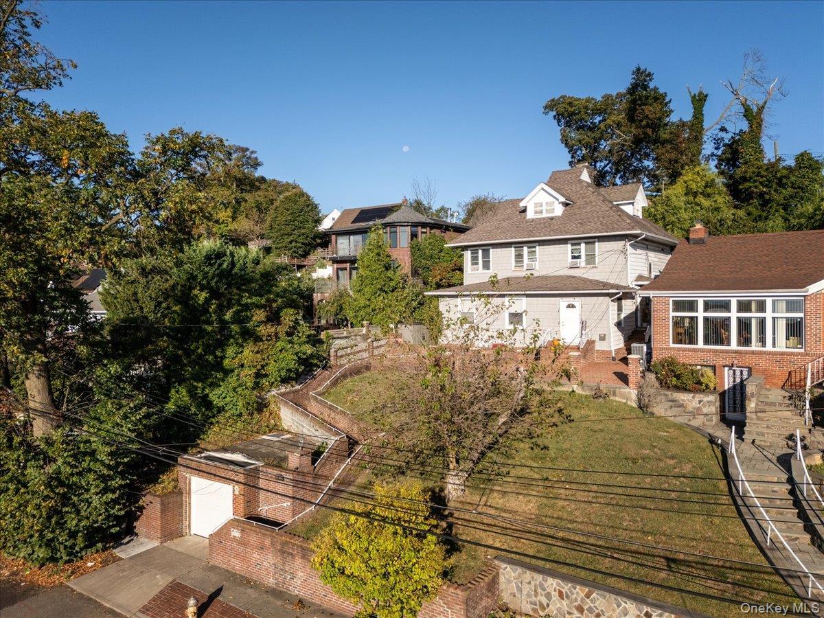 Single Family Foothill  Queens, NY 11423, MLS-916854-25