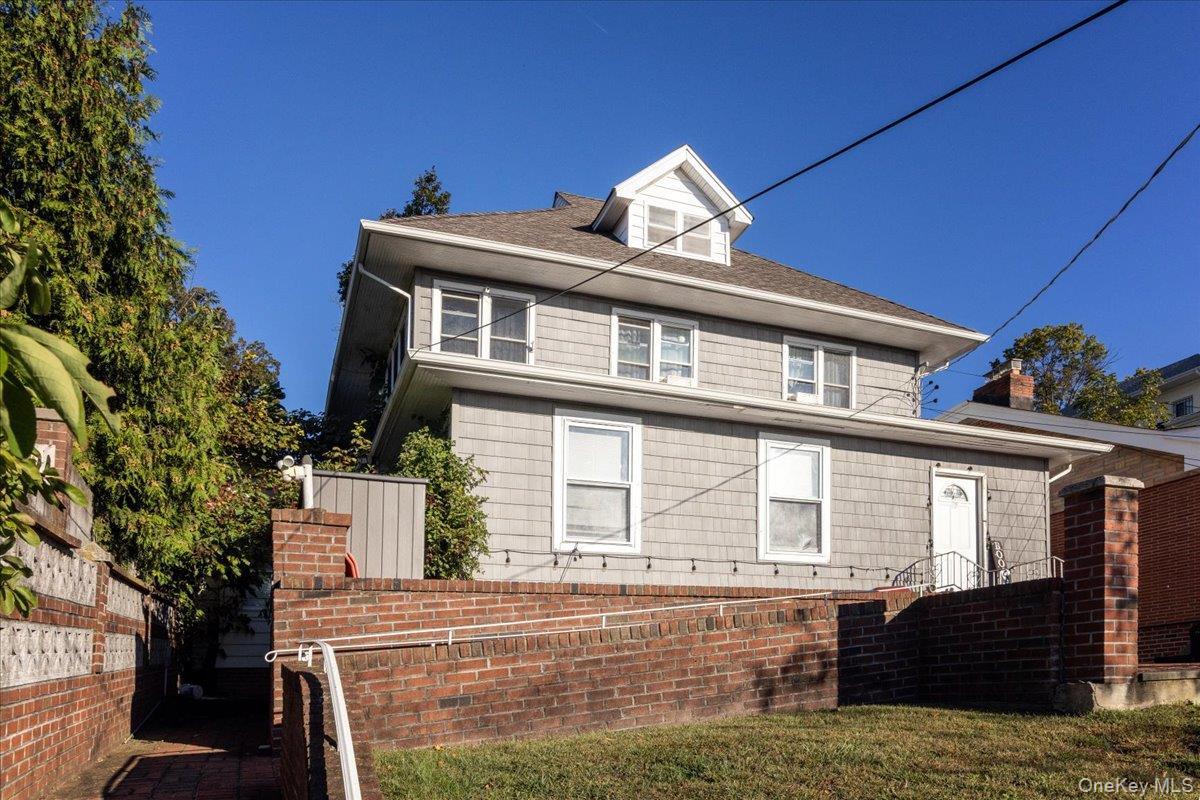 Single Family Foothill  Queens, NY 11423, MLS-916854-7