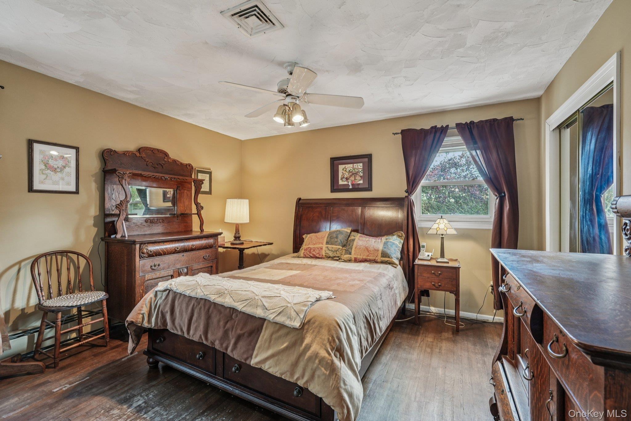 Single Family Glen  Rockland County, NY 10920, MLS-916856-22