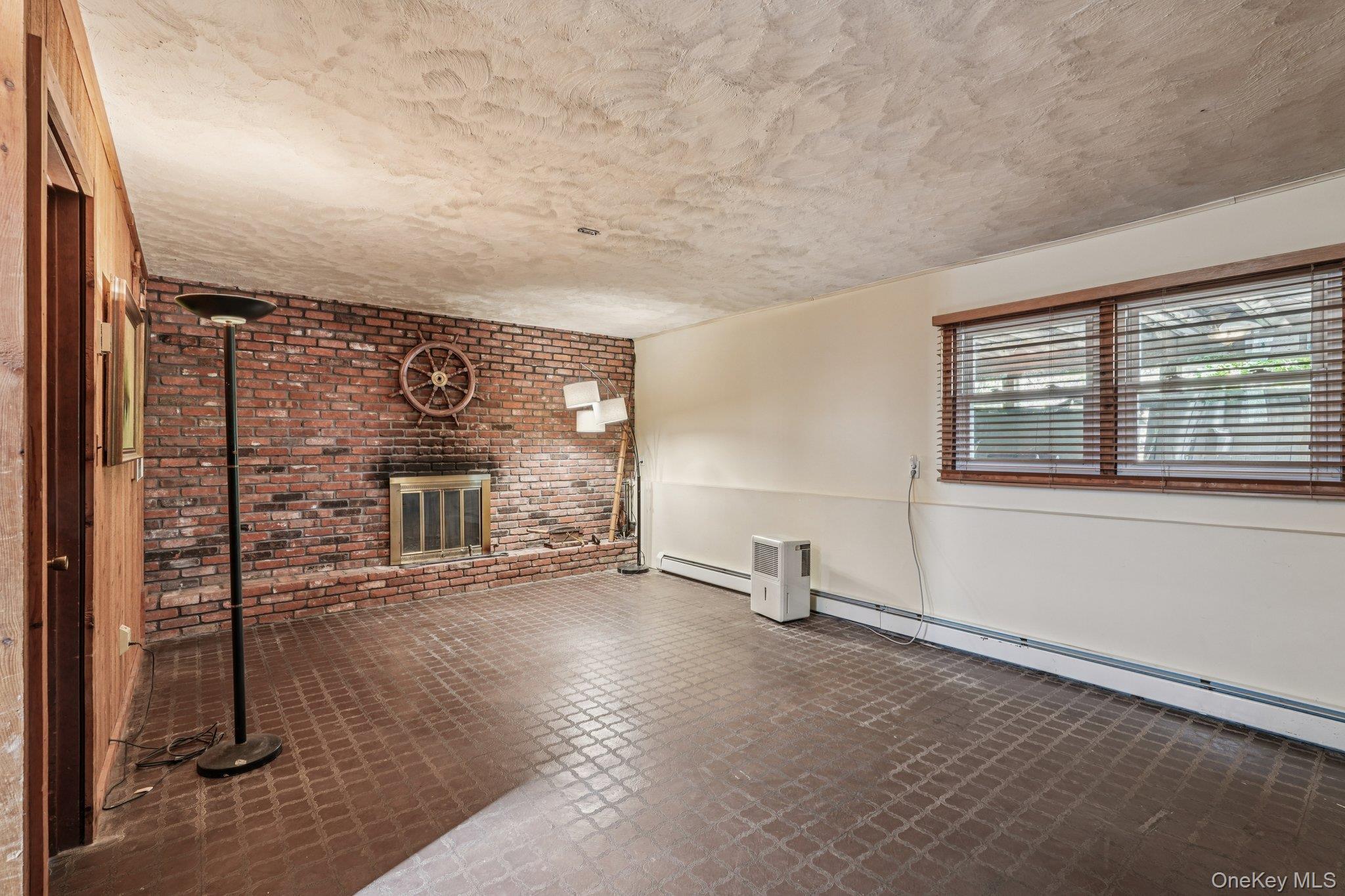 Single Family Glen  Rockland County, NY 10920, MLS-916856-27