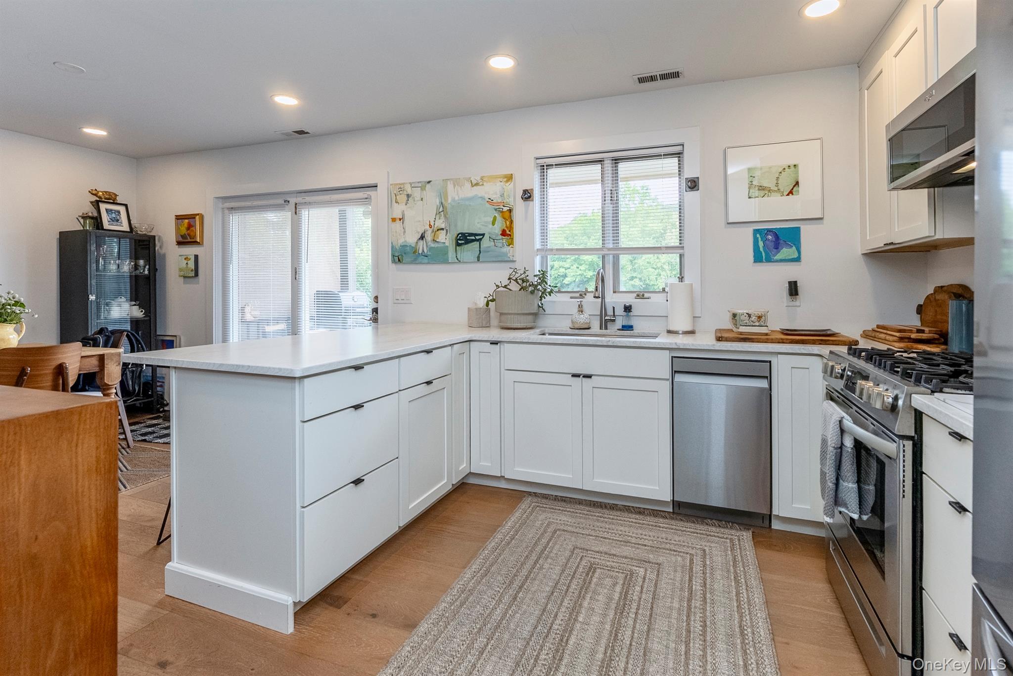 Single Family Broadway Ulster County, NY 12401, MLS-916912-12