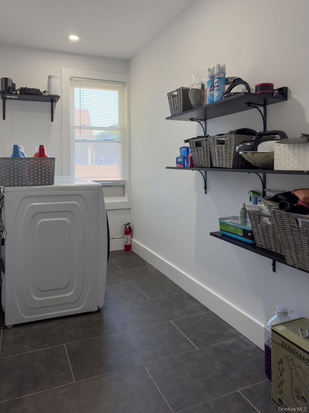 Single Family Edison  Westchester County, NY 10706, MLS-916915-19