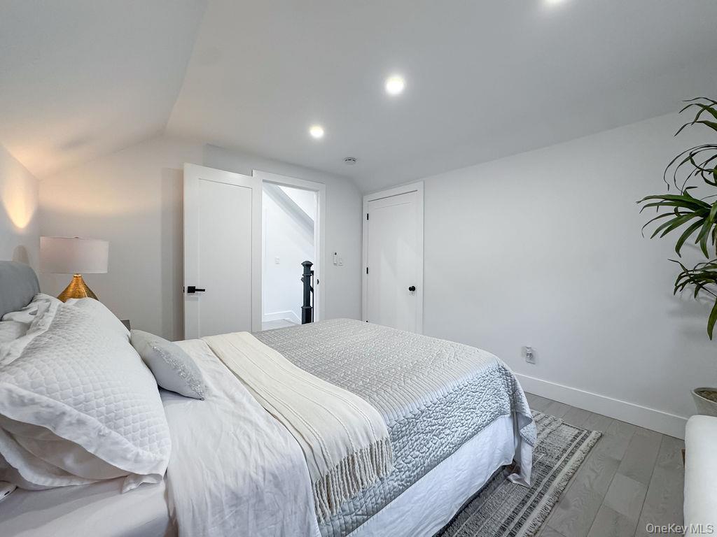 Single Family Edison  Westchester County, NY 10706, MLS-916915-27