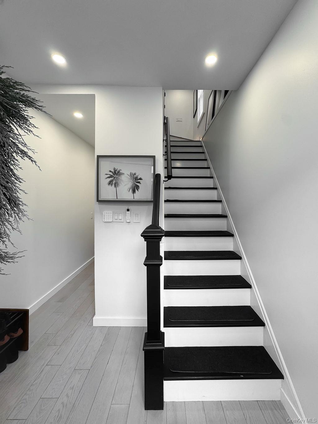 Single Family Edison  Westchester County, NY 10706, MLS-916915-4